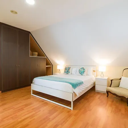 Family Avatar Duplex Near The